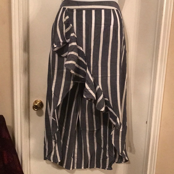 Truth NYC Dresses & Skirts - Stripe Plus Size skirt 2x